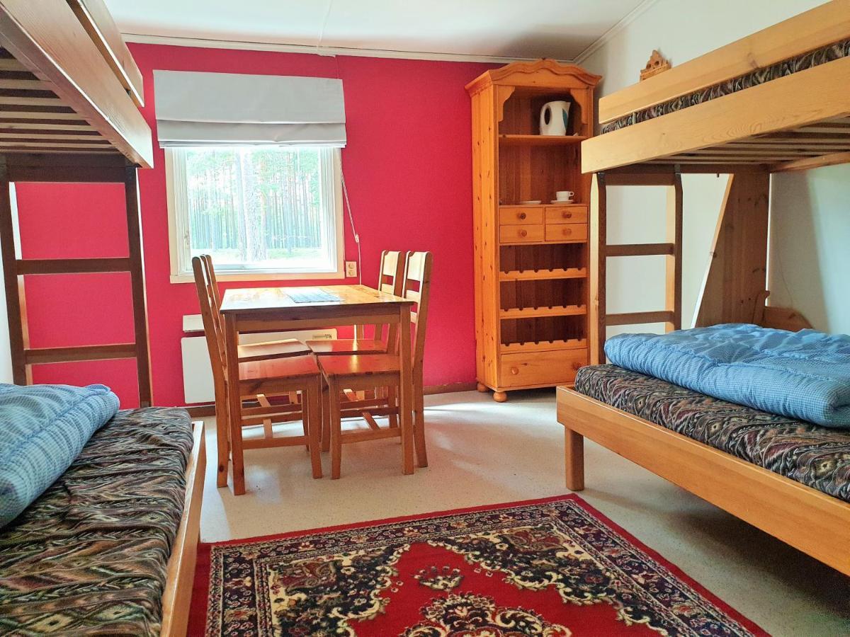 Hostel And Vandrarhem Lupin Naturcamping Lagom Grasmark Luaran gambar