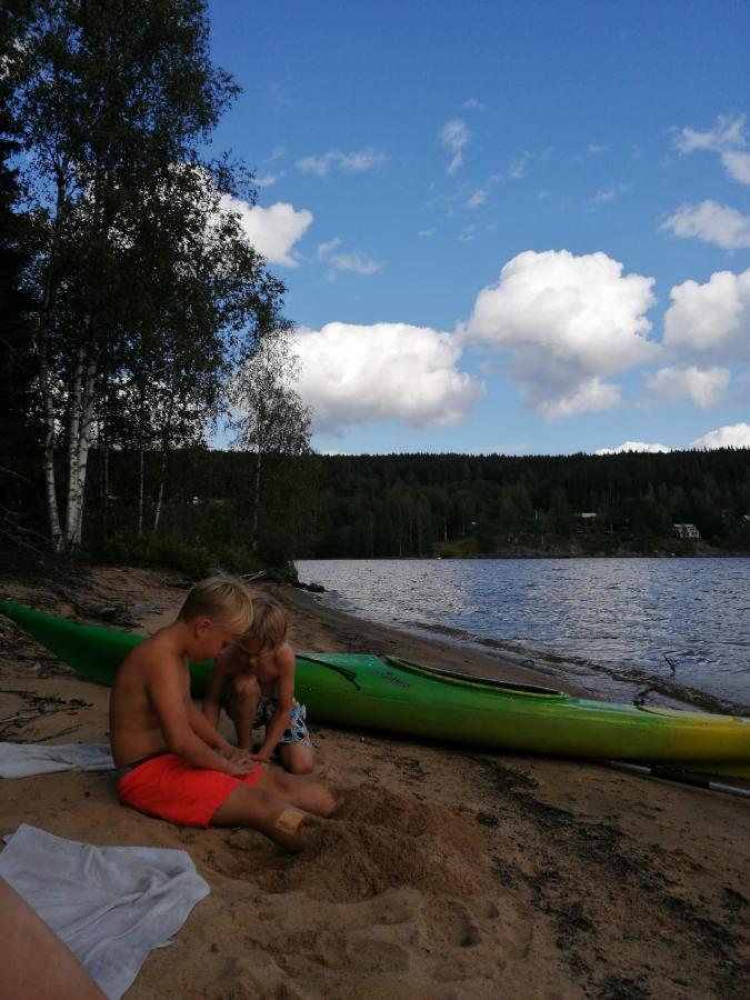 Hostel And Vandrarhem Lupin Naturcamping Lagom Grasmark Luaran gambar