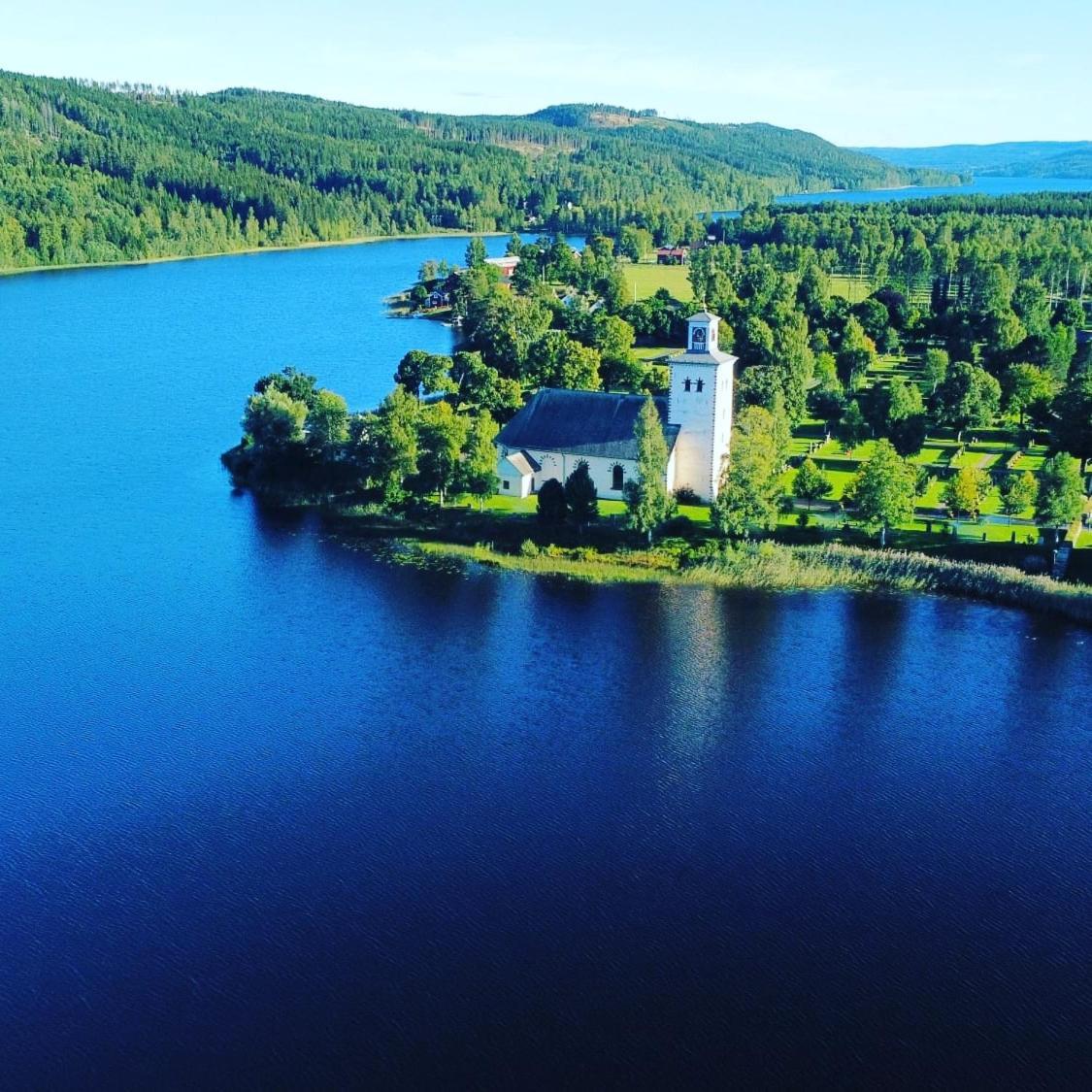 Hostel And Vandrarhem Lupin Naturcamping Lagom Grasmark Luaran gambar