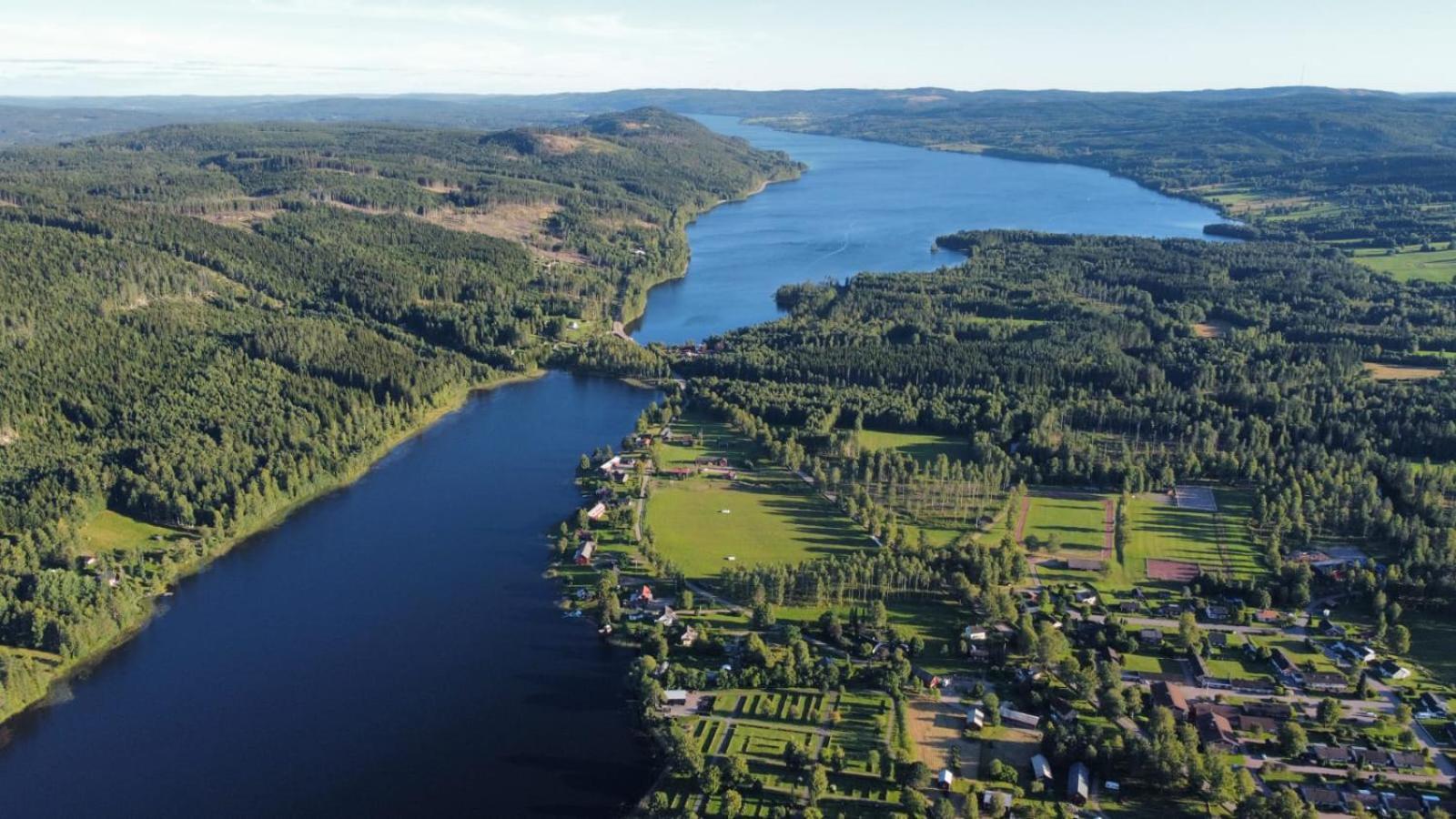 Hostel And Vandrarhem Lupin Naturcamping Lagom Grasmark Luaran gambar